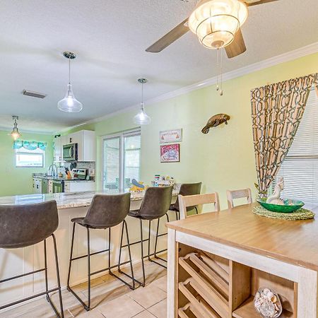 Waterfront Hernando Beach Home With Dock And Hot Tub! Extérieur photo