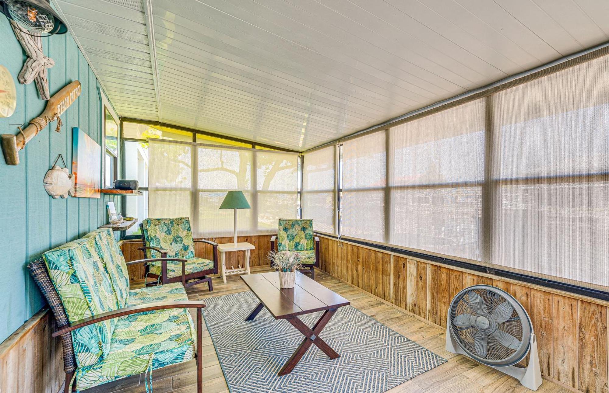 Waterfront Hernando Beach Home With Dock And Hot Tub! Extérieur photo