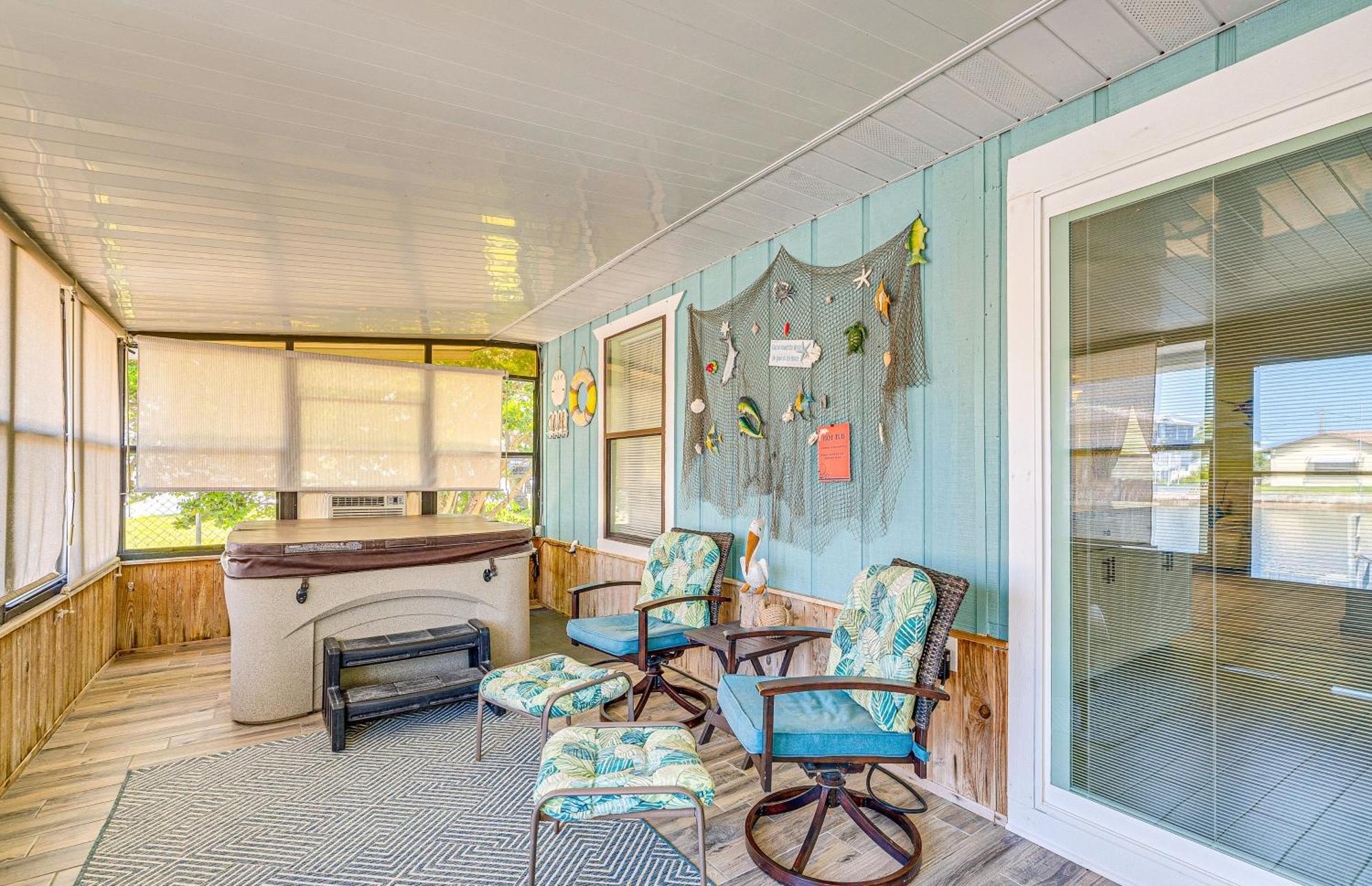 Waterfront Hernando Beach Home With Dock And Hot Tub! Extérieur photo
