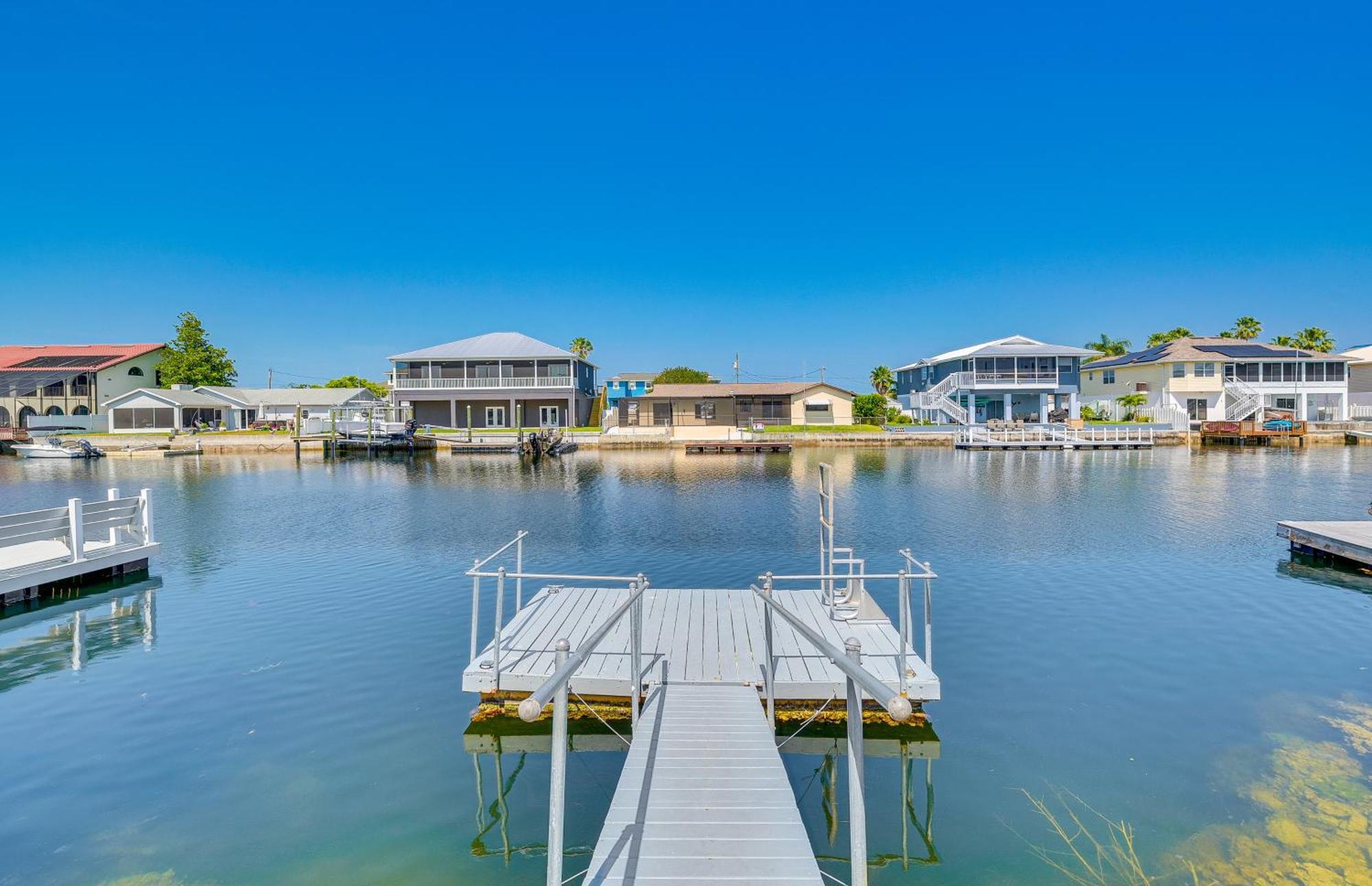 Waterfront Hernando Beach Home With Dock And Hot Tub! Extérieur photo